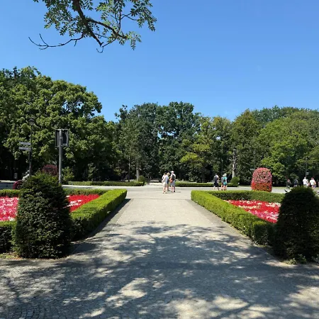 아파트 Greeneri Park - Visitopl 슈비노우이스쳬